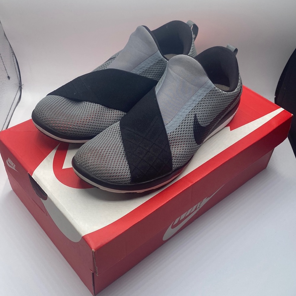 Nike no-lace grey women’s training athletic shoes